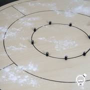 20gr. Smooth Glide Crokinole Powder - Fast Sliding Wooden Board - Shuffleboard & Carrom Substitute - Crokinole Europe